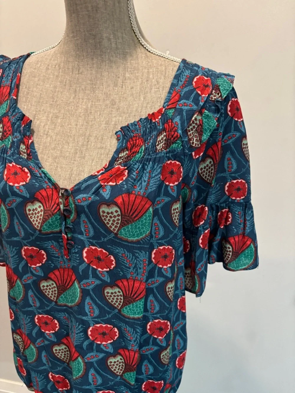 Anthro Maeve Letitia Smocked Floral Blouse Blue Ruffle Top Size Small - Picture 6 of 15